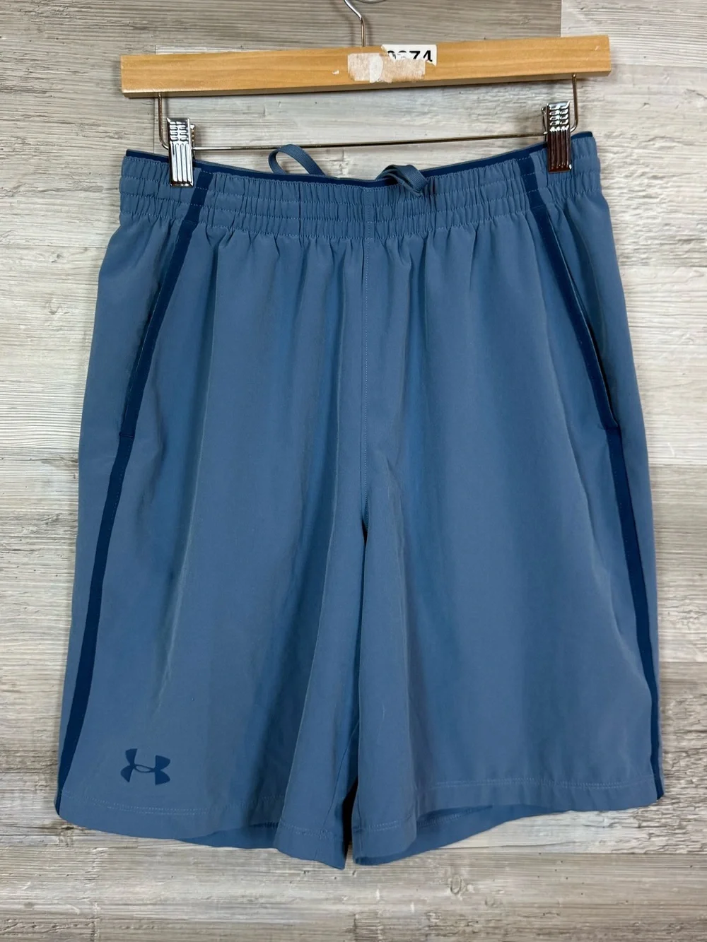 Under Armour HeatGear Blue Athletic Shorts Mens Medium Drawstring Running Gym